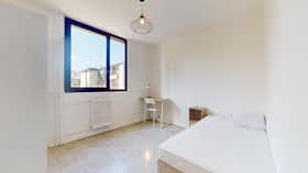 Pokój prywatny do wynajęcia za 300 € miesięcznie w mieście Grenoble, Rue Claude Kogan