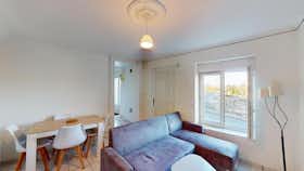 Privé kamer te huur voor € 340 per maand in Poitiers, Rue de la Cueille Mirebalaise