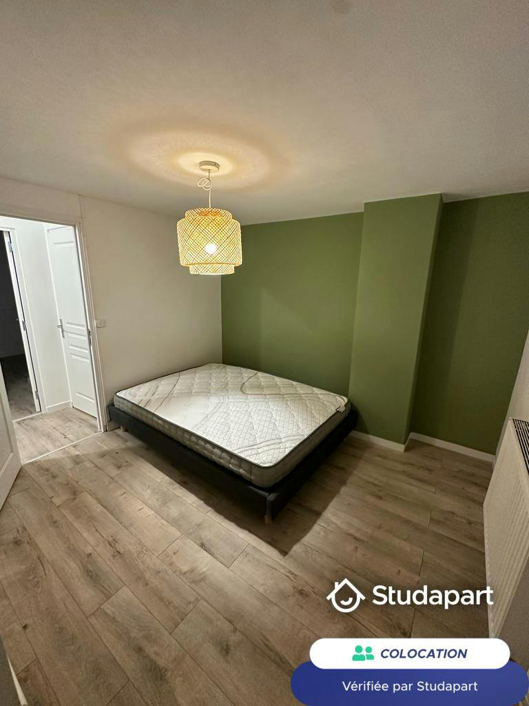 Pièce à Tourcoing