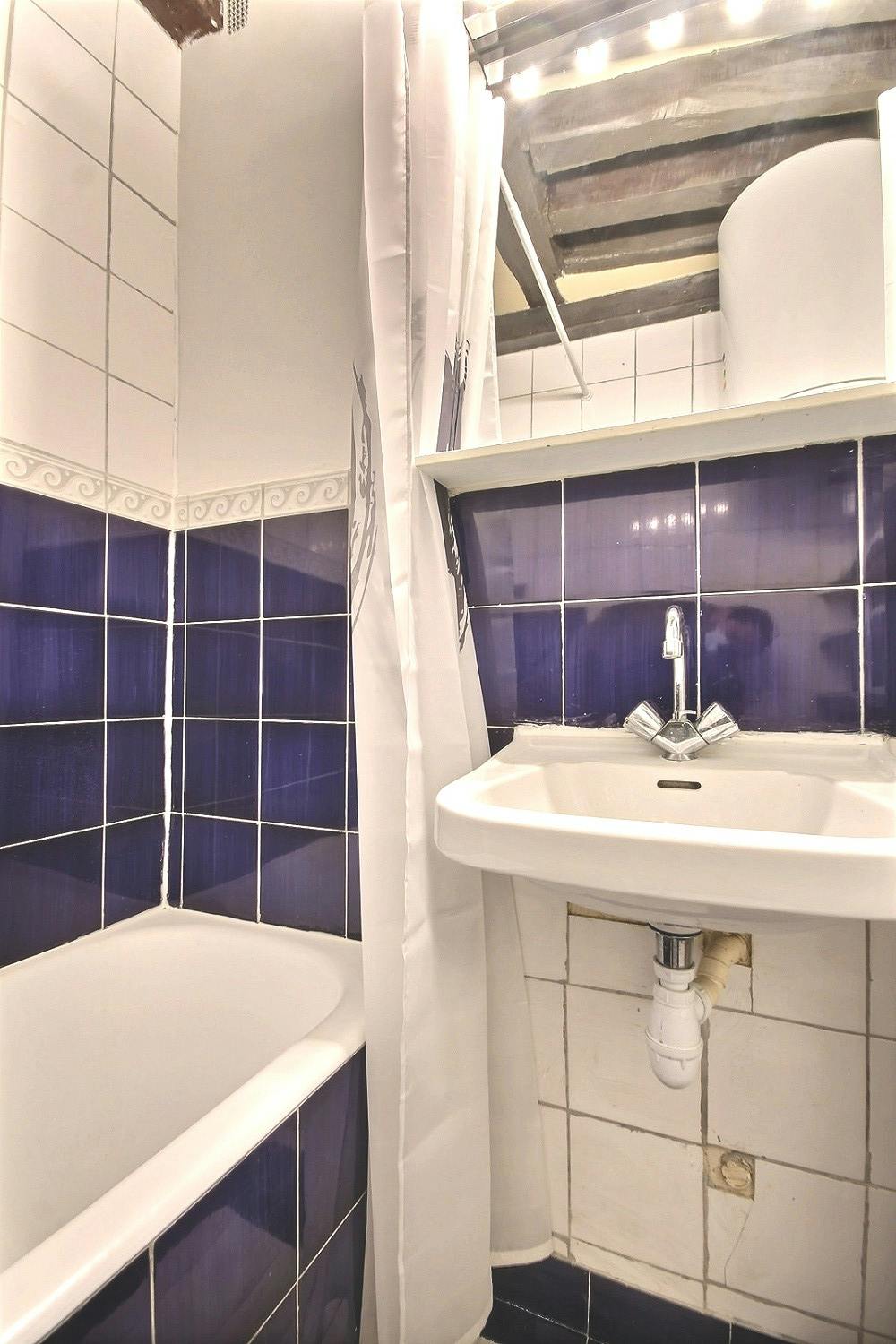 Apartment Paris, 15m² — photo 23