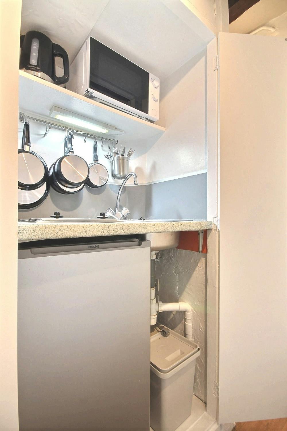 Apartment Paris, 15m² — photo 27