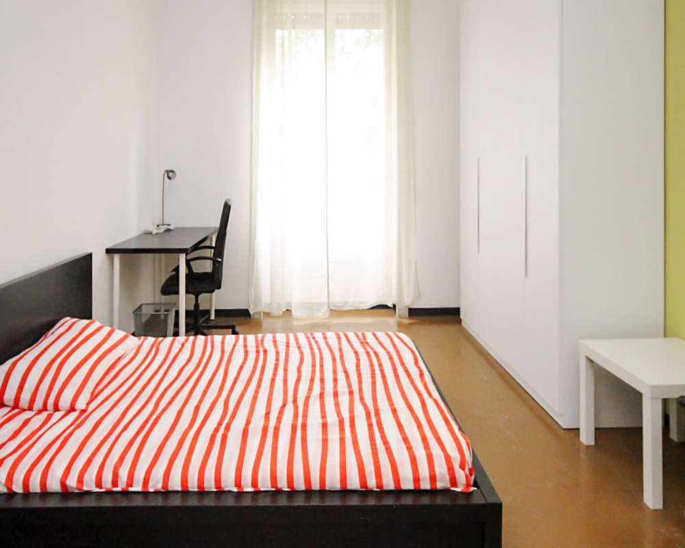 Via Raffaello Bertieri, Milan