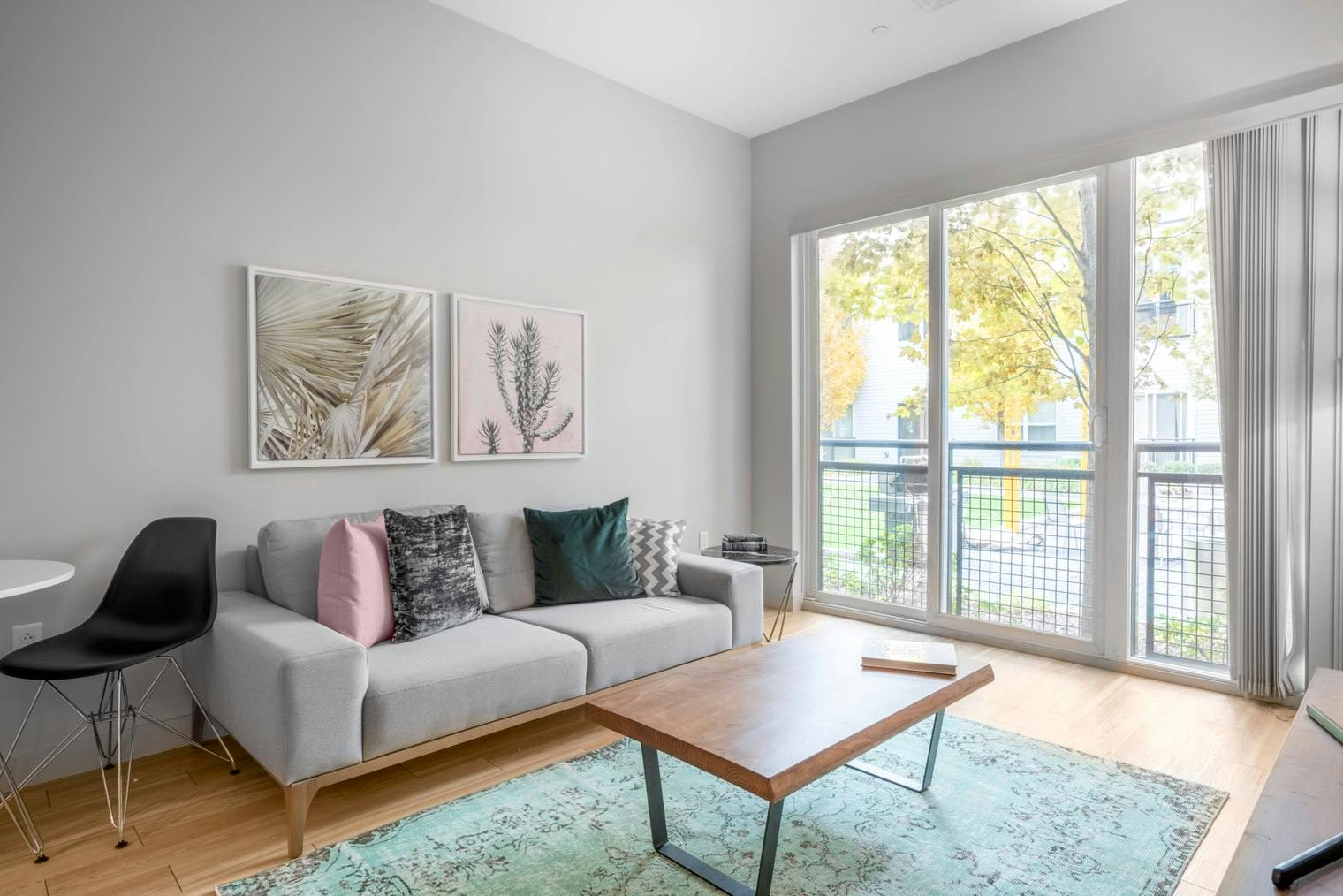 preview gallery tile