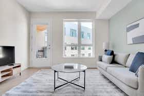 Appartement te huur voor $3,229 per maand in Sunnyvale, W McKinley Ave