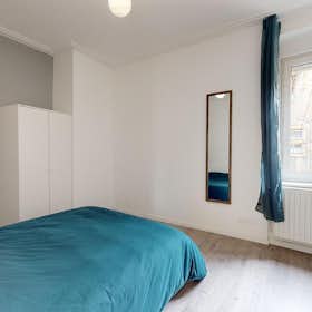 Pokój prywatny do wynajęcia za 450 € miesięcznie w mieście Metz, Rue de Paris
