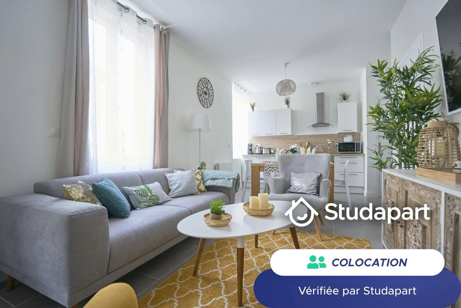 Private room for rent on Rue Gobin, Lille - Vue 5