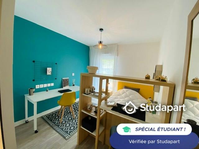 Private room for rent on Rue du Capitaine Galinat, Marseille - Plus
