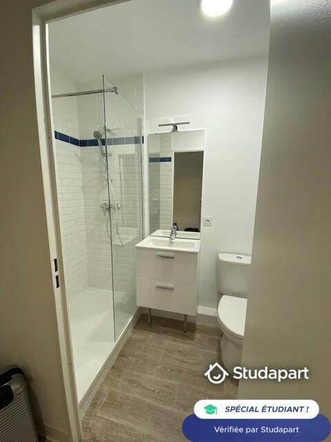 Private room for rent on Rue du Capitaine Galinat, Marseille - Vue 3