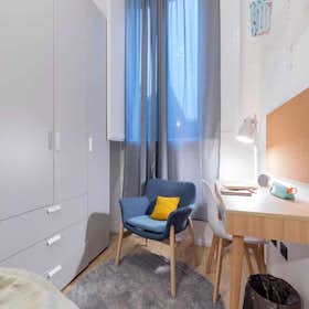 Приватна кімната за оренду для 515 EUR на місяць у Turin, Via Carlo Pedrotti