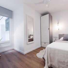 Private room for rent for €523 per month in Valencia, Calle Rodríguez de Cepeda