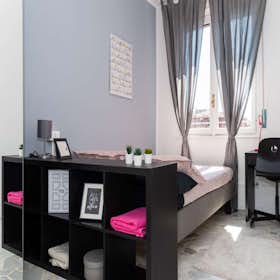 Stanza privata for rent for 625 € per month in Milan, Via Luigi Scrosati