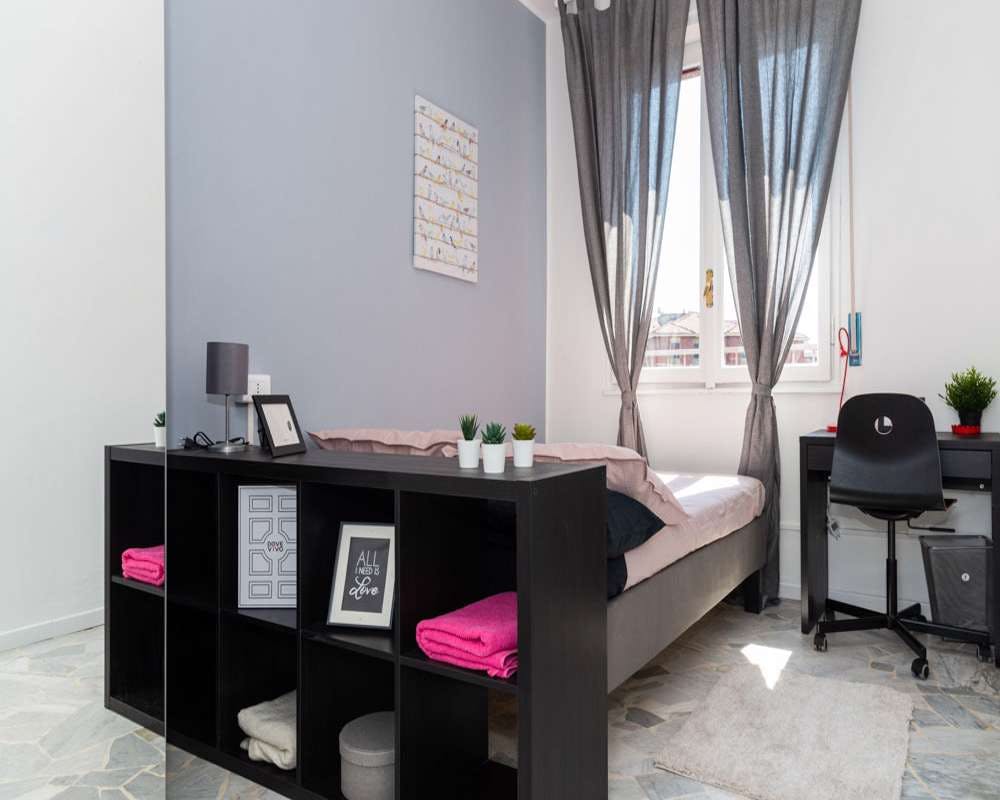 Via Luigi Scrosati, Milan