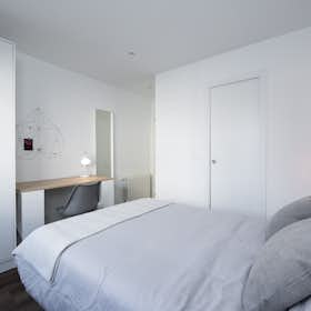 Private room for rent for €642 per month in Valencia, Calle Rodríguez de Cepeda