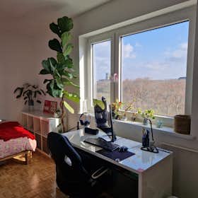 Wohnung zu mieten für 1.450 € pro Monat in Berlin, Prinzregentenstraße