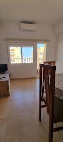 Apartament de închiriat pentru 550 EUR pe lună în Almería, Calle Capri
