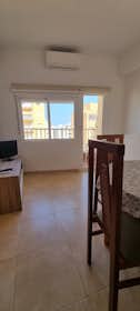 Appartement te huur voor € 550 per maand in Almería, Calle Capri