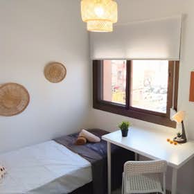 私人房间 for rent for €325 per month in Tarragona, Bloc Sant Bertomeu