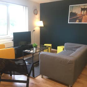 Apartment for rent for €2,133 per month in Rotterdam, Vlaskade