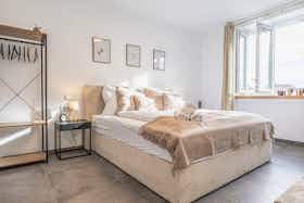 Apartment for rent for €6,292 per month in Krems an der Donau, Bahnhofplatz
