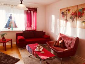 Appartement te huur voor € 1.300 per maand in Kiel, Stormarnstraße