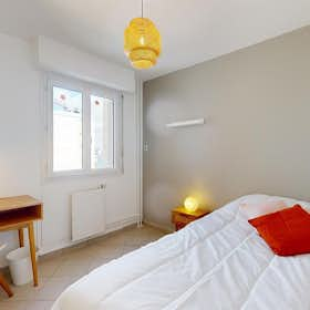 Private room for rent for €560 per month in Lyon, Rue Lieutenant-Colonel Girard