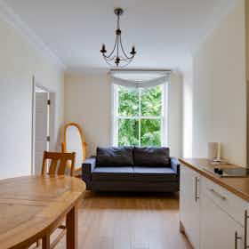Apartment for rent for £1,880 per month in London, Elsham Road