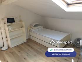 Apartamento para alugar por € 480 por mês em Toulouse, Rue Robert Borios