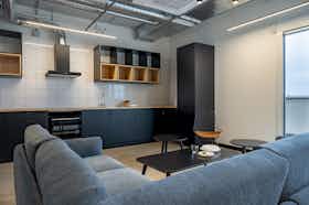 单间公寓 正在以 €1,088 的月租出租，其位于 Bologna, Via Sebastiano Serlio