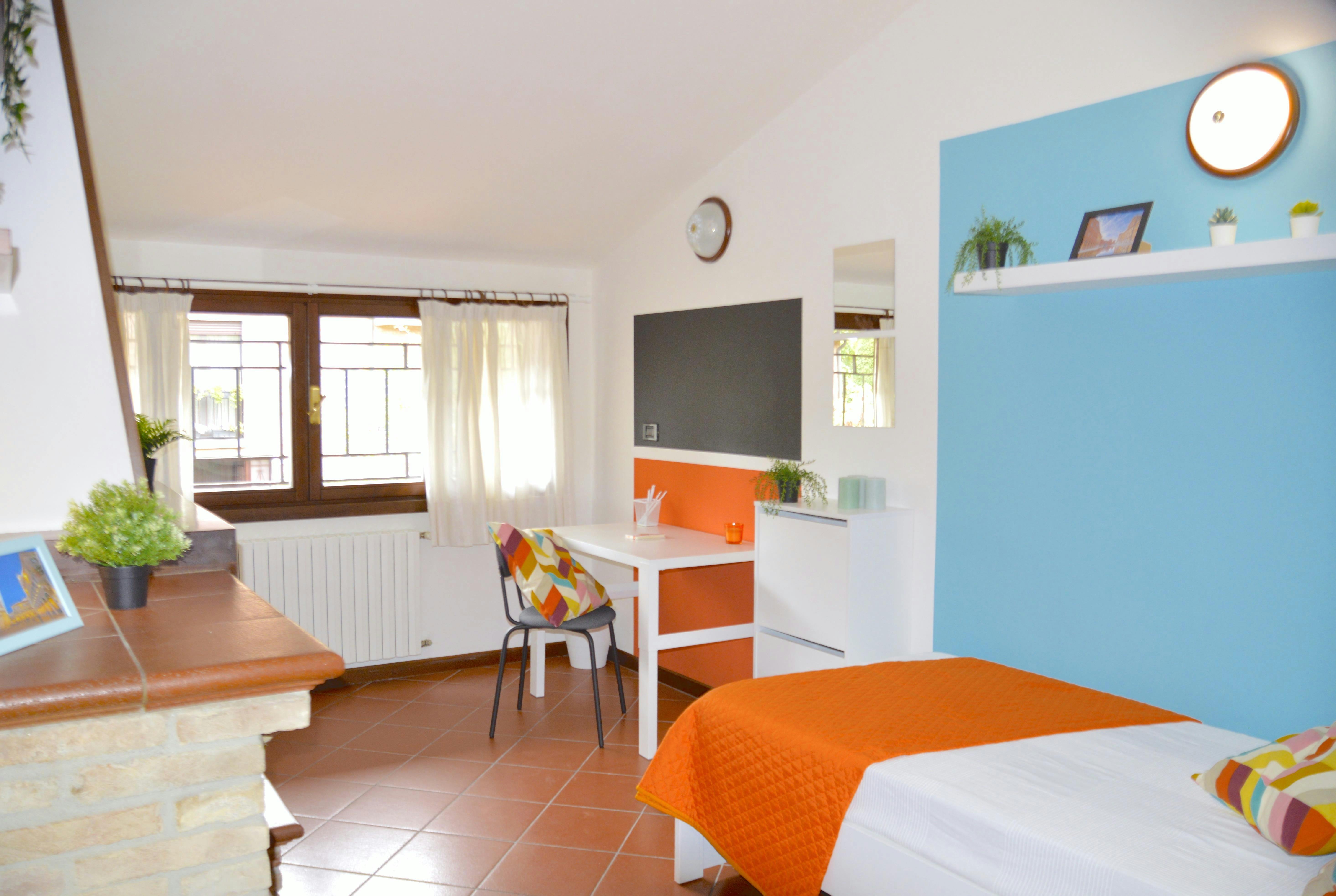 Private room in Via Filippo Turati, Modena (1501553) room image 1
