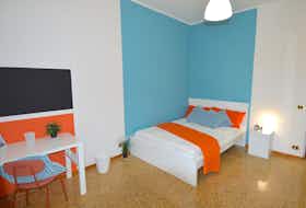 Privé kamer te huur voor € 450 per maand in Modena, Via Riccardo Melotti