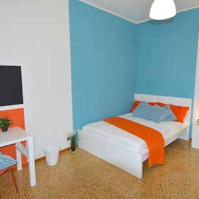 Приватна кімната за оренду для 450 EUR на місяць у Modena, Via Riccardo Melotti
