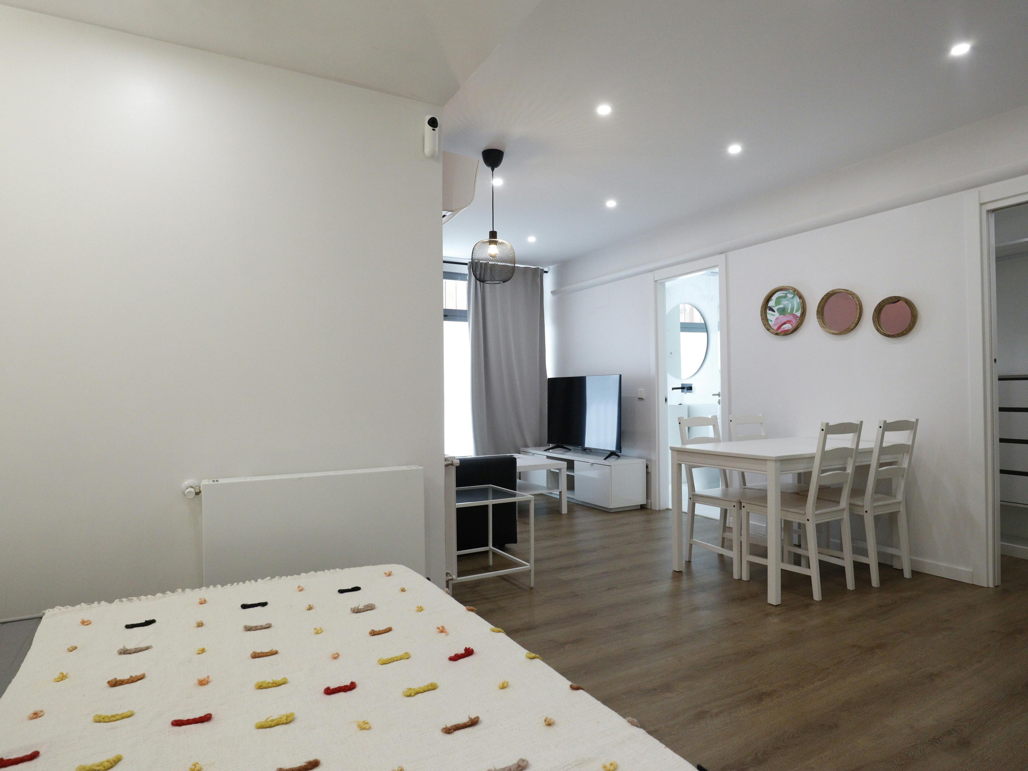 Studio for rent for €1,540 per month in Madrid, Calle de la Pasa