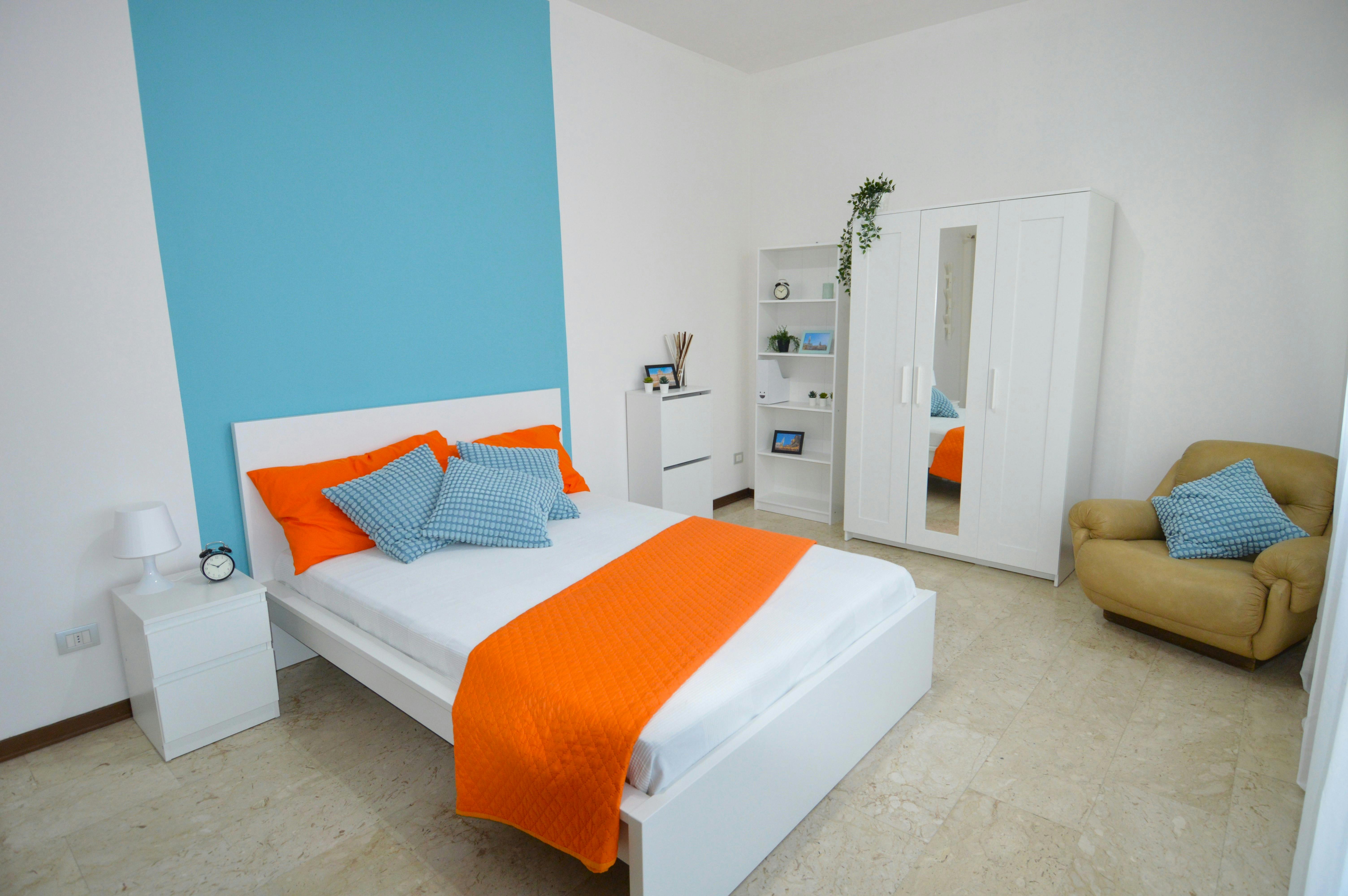 Single room Modena, 1 bed, 18m² — photo 1