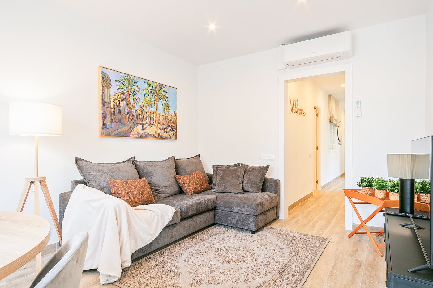 Calle de Sicília, Barcelona preview