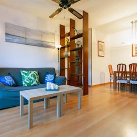 Apartment for rent for €1,595 per month in Barcelona, Carrer de la Mare de Déu de Port