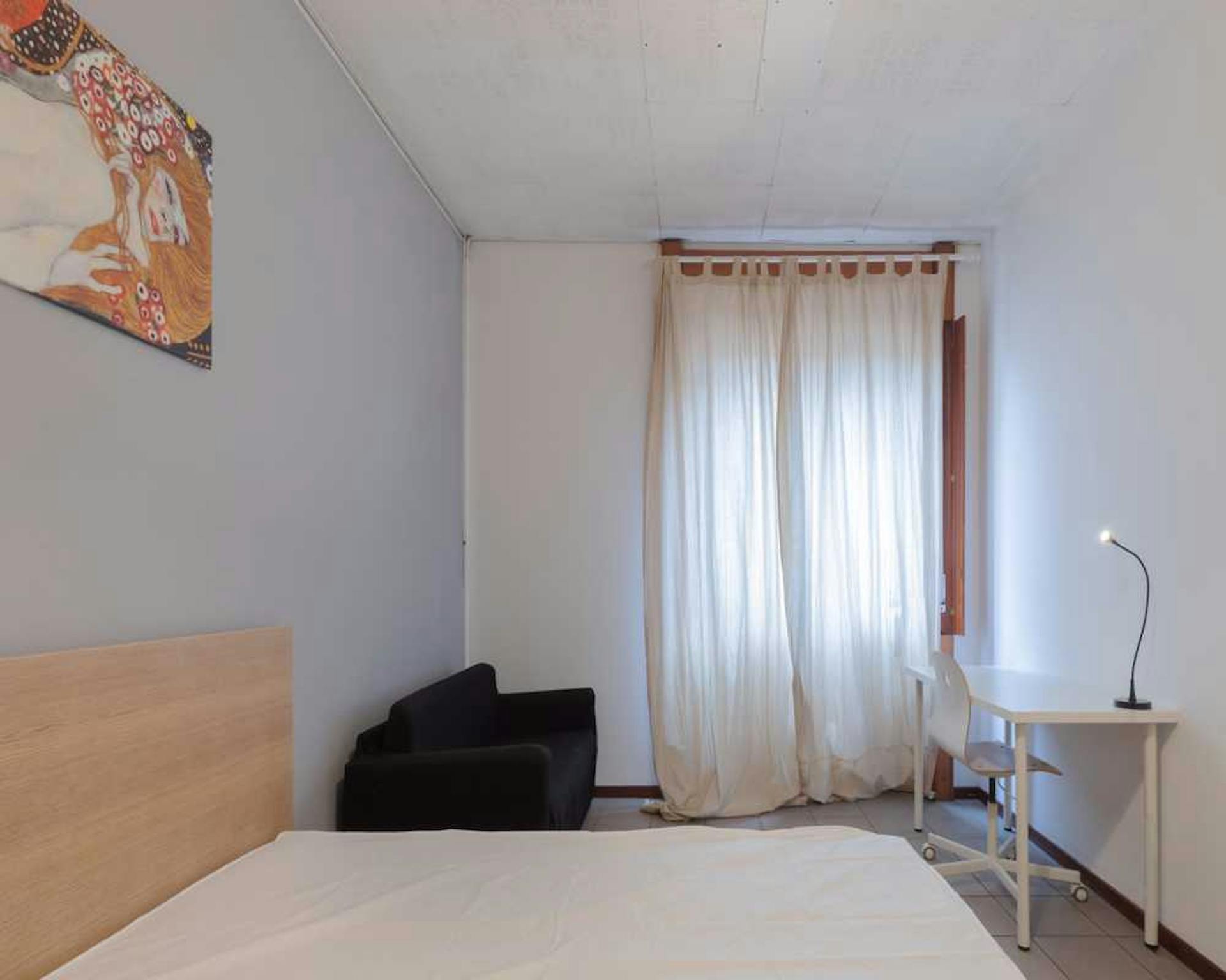 Via Francesco Arese, Milan preview