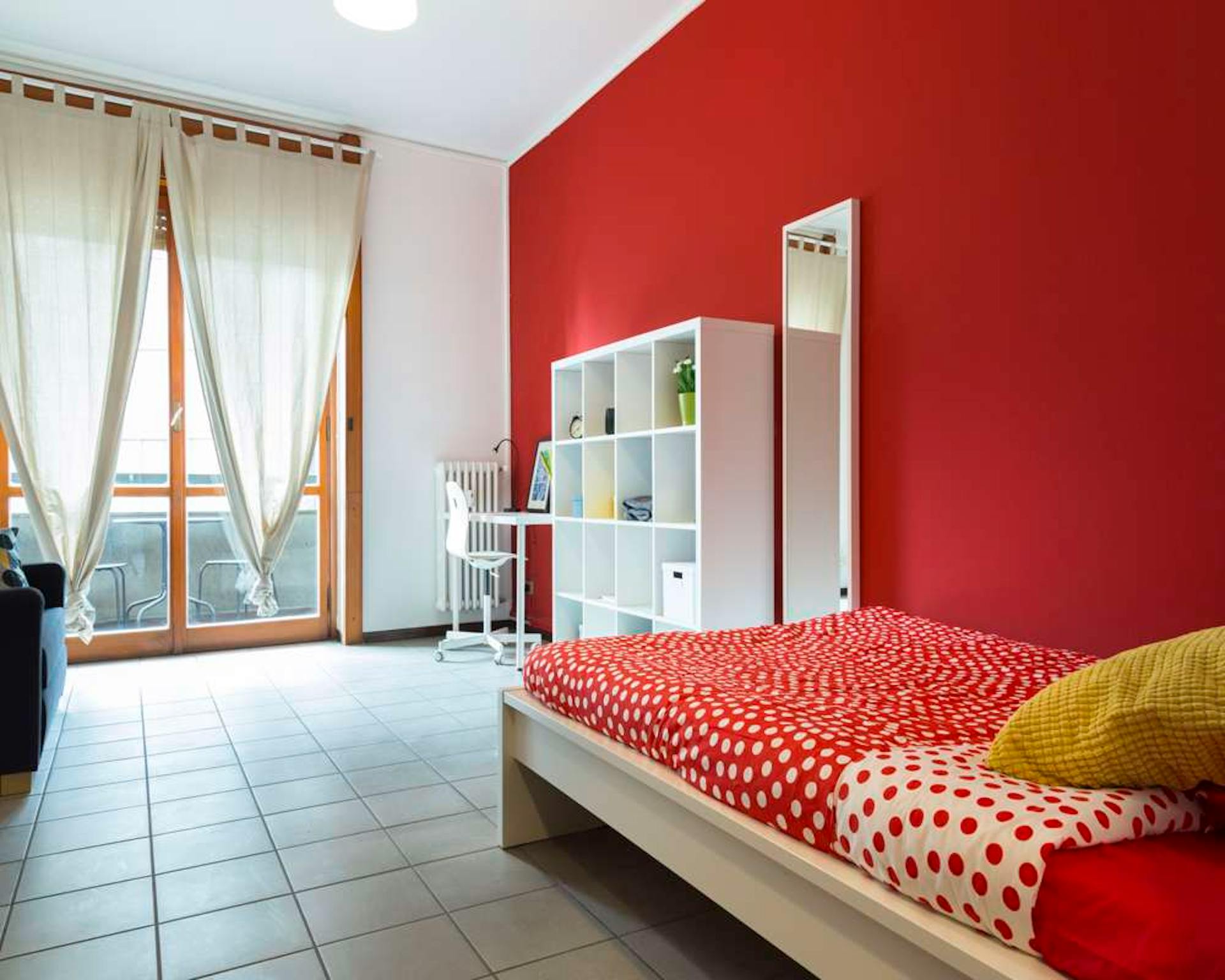 Via Francesco Arese, Milan preview