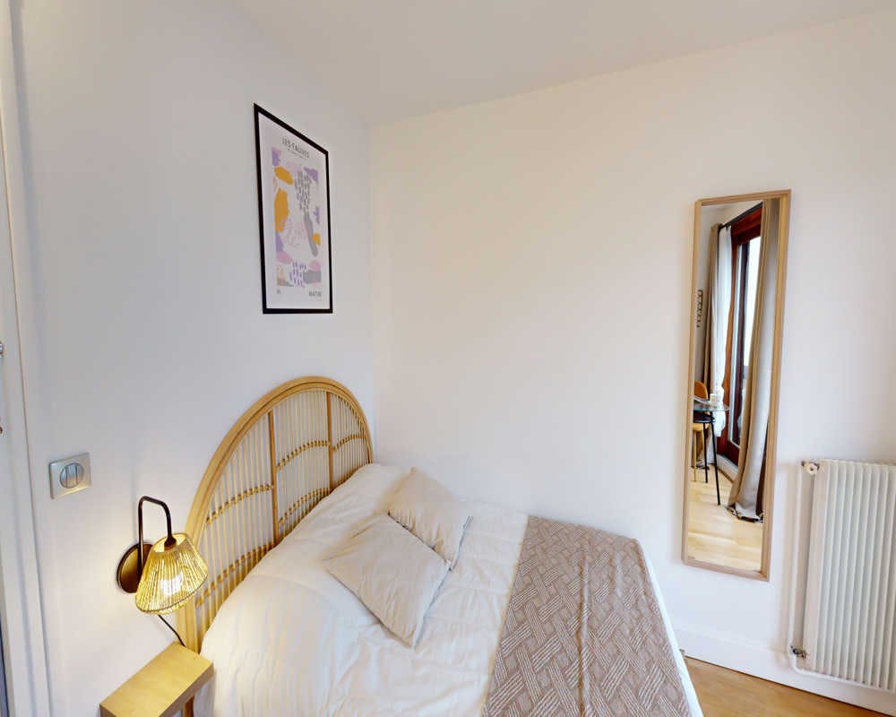 Private room for rent for €1,035 per month in Paris, Rue Lecourbe