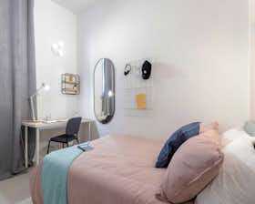 Отдельная комната сдается в аренду за 430 € в месяц в Turin, Corso Regina Margherita