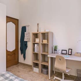 Private room for rent for €835 per month in Milan, Via Vincenzo Rabolini