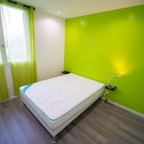Private room for rent for €425 per month in Lyon, Rue Feuillat
