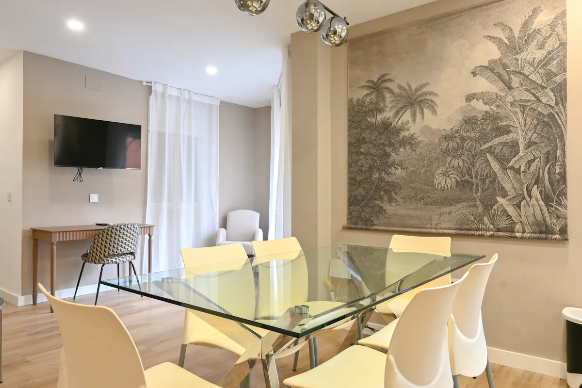 3-Bedroom Apartment in Calle Villamanín, Madrid (1501842) ROOM