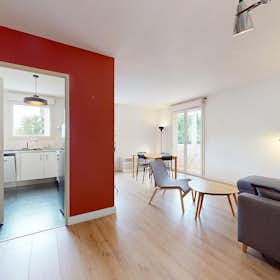 Wohnung for rent for 1.208 € per month in Bordeaux, Cours du Médoc