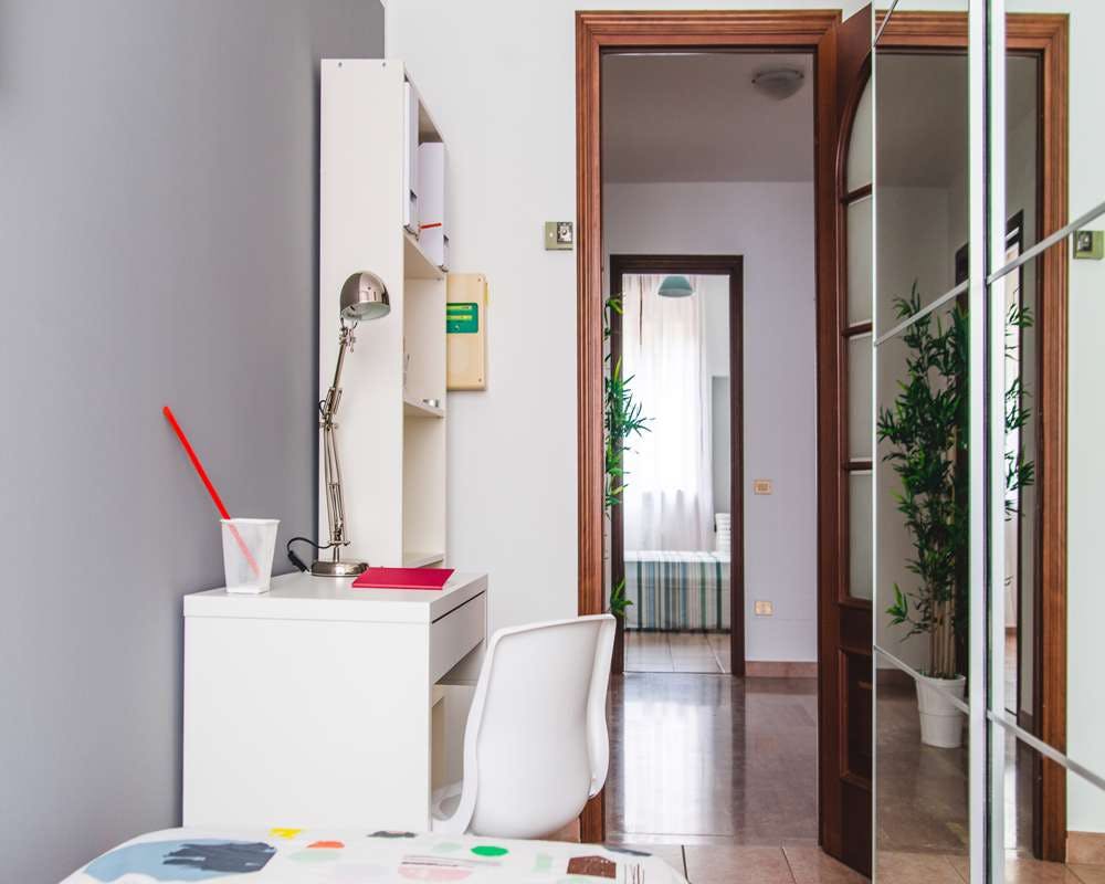 Via Giuseppe Frua, Milan