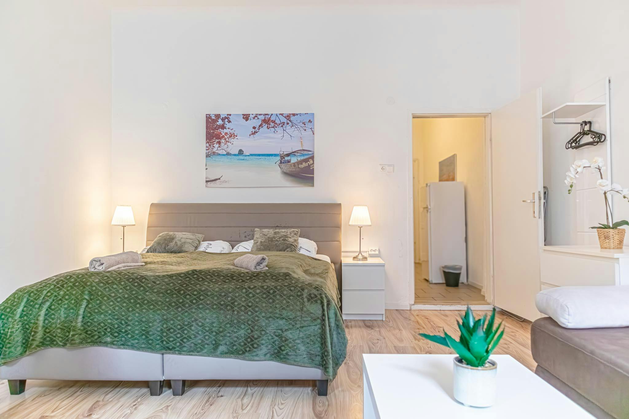 Grenzgasse, Vienna preview