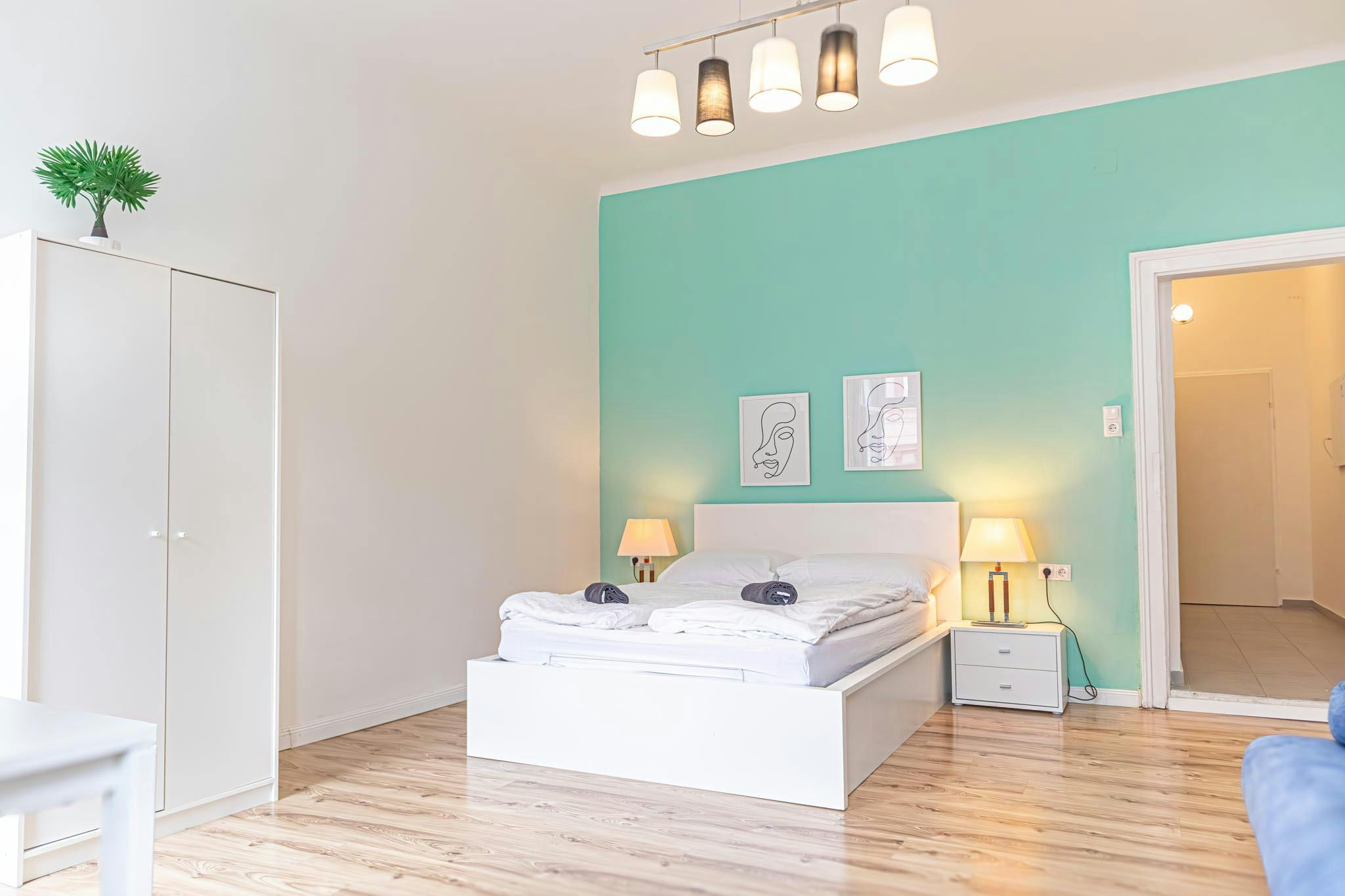 Apartment for rent for €6,292 per month in Vienna, Grenzgasse