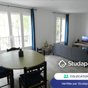 Private room for rent for €370 per month in Perpignan, Rambla de l'Occitanie