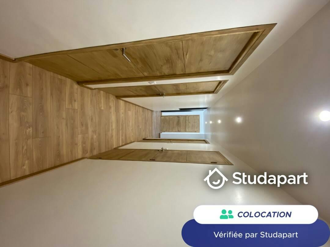 Private room for rent on Rue Roger Schiaffini, Marseille - Vue 3