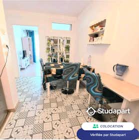 Отдельная комната сдается в аренду за 650 € в месяц в Montévrain, Avenue de la Société des Nations
