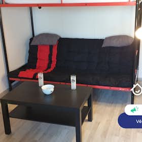 Apartamento for rent for € 430 per month in Mulhouse, Rue de Wesserling